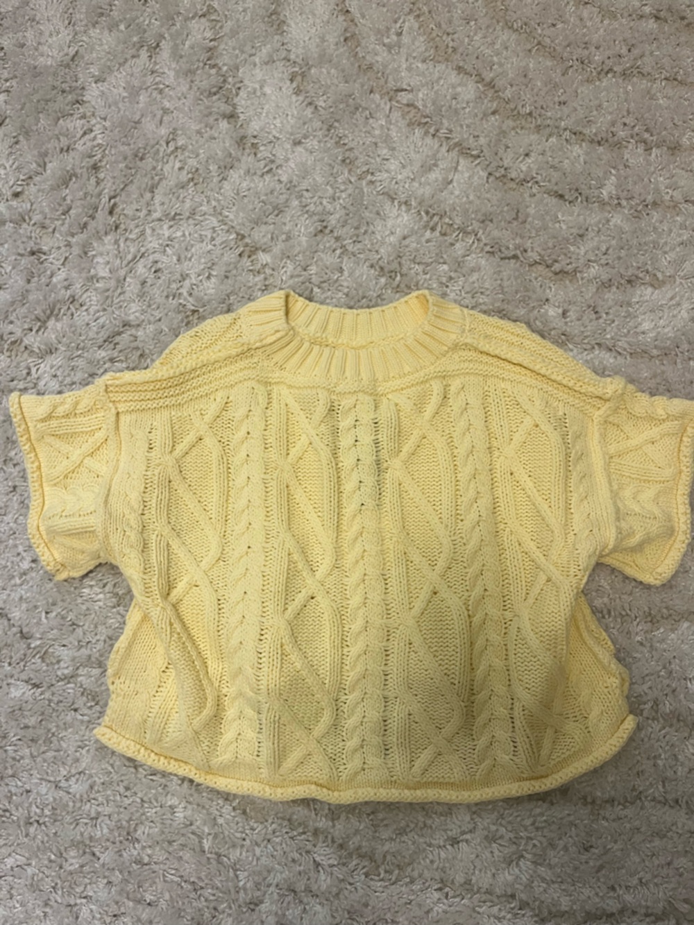 Le Lis Pale Yellow Cable-Knit Short Sleeve Sweater